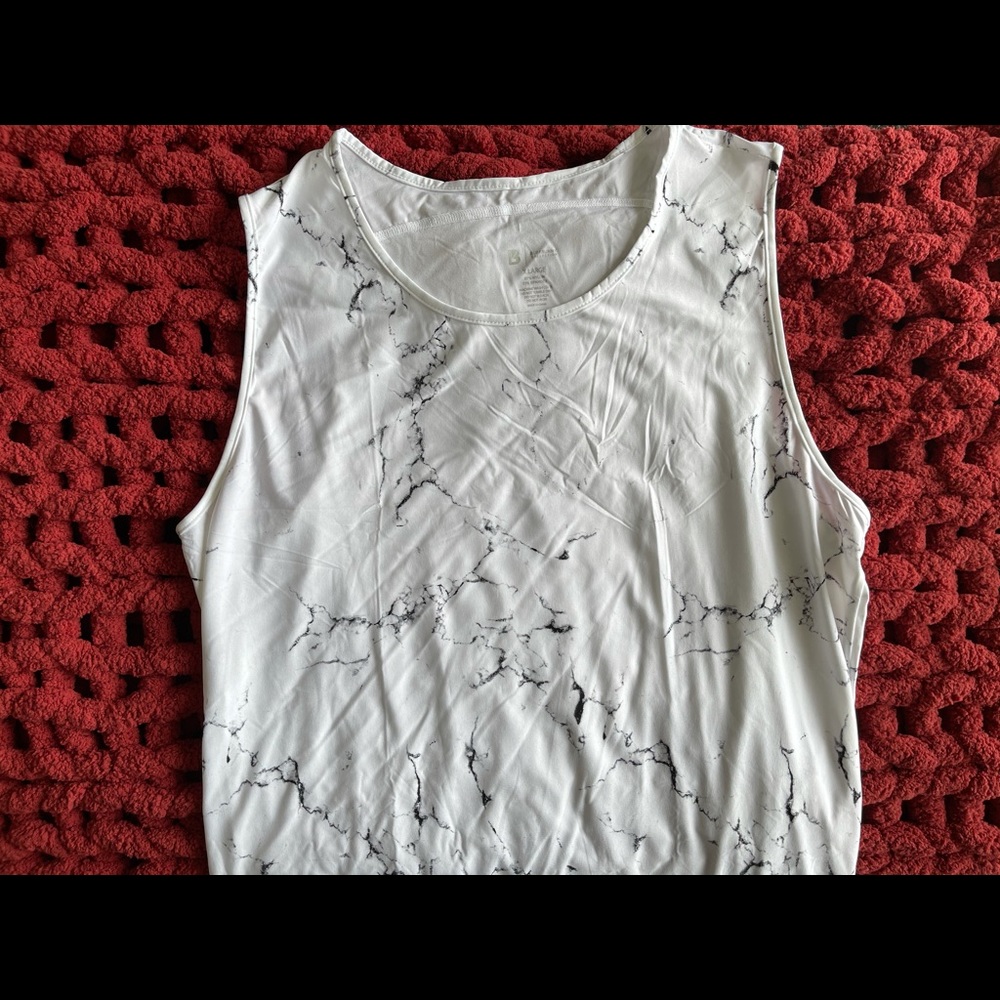 BuffBunny Marble Tank